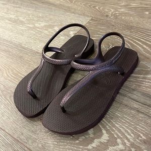 Havaianas purple sandal